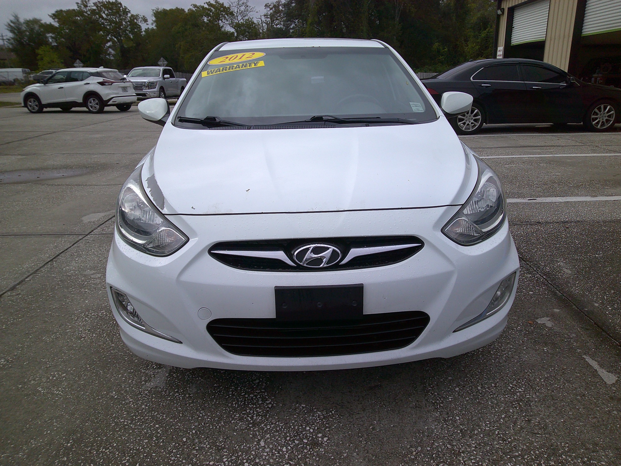 photo of 2012 HYUNDAI ACCENT 4 DOOR HATCHBACK